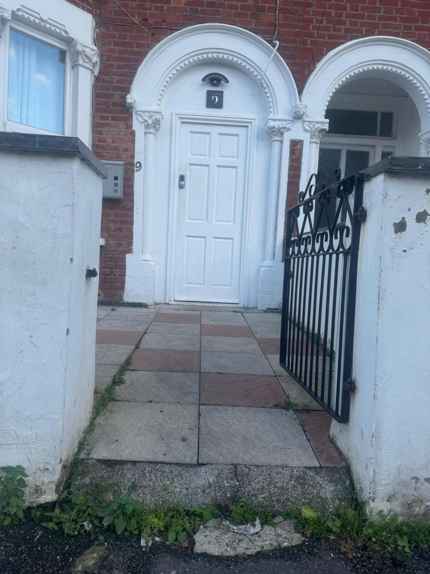 Nice And Pleasant Thornton Heath Exterior photo